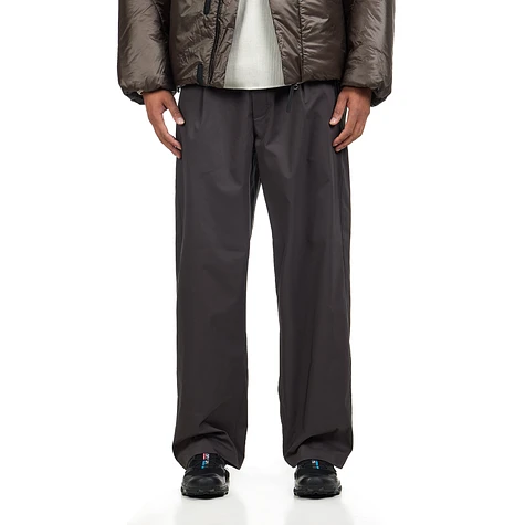 Goldwin 0 - Buckle Straight Leg Pants (Biotite) | HHV