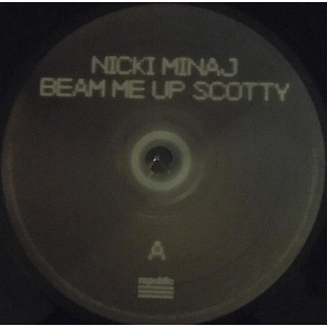 Nicki Minaj - Beam Me Up Scotty