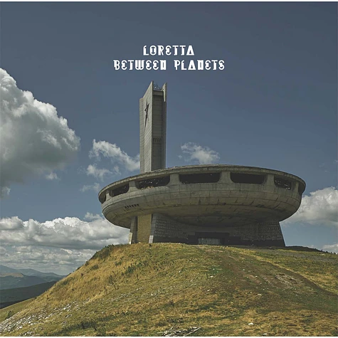 Loretta - Between Planets