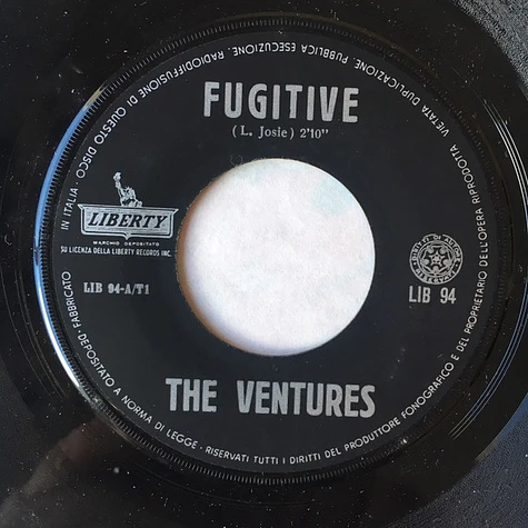 The Ventures - Fugitive / Scratchin'