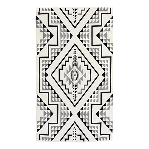 Pendleton - Oversized Jacquard Spa Towel