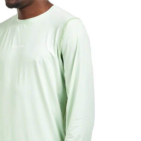 District Vision - Ultralight Aloe Long Sleeve Tee