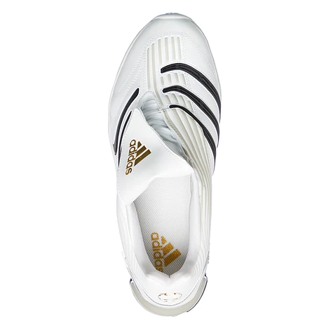 adidas - Predator Megaride
