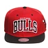Mitchell & Ness - Chicago Bulls NBA Arch Gradient Snapback Cap
