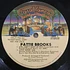Pattie Brooks And The Simon Orchestra - Love Shook