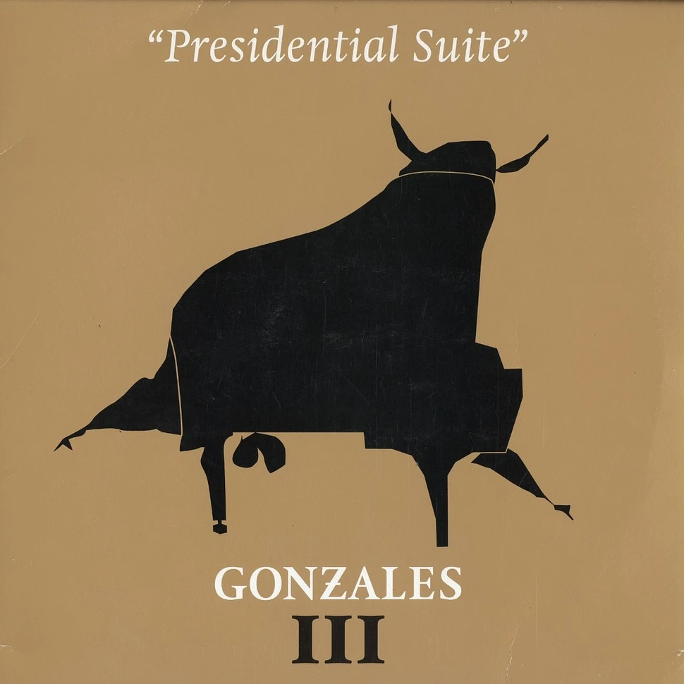 Gonzales - Presidential suite