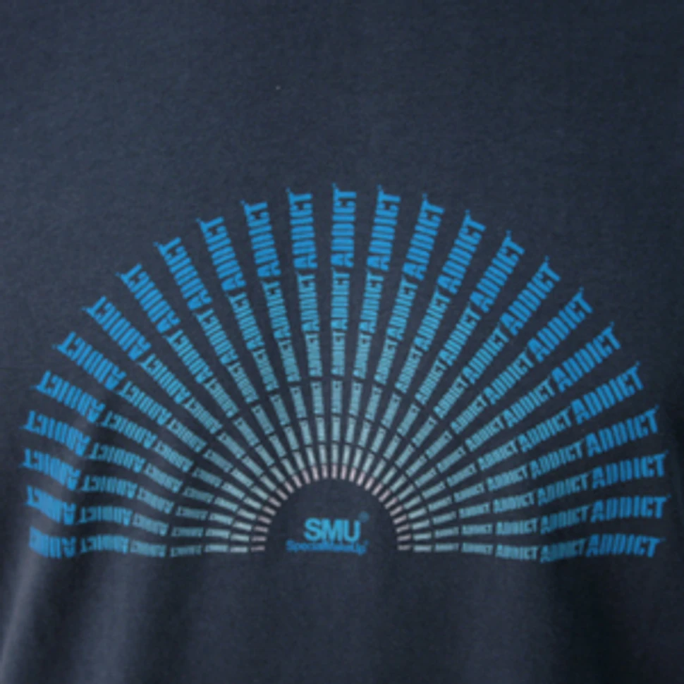 Addict - SMU stencil T-Shirt