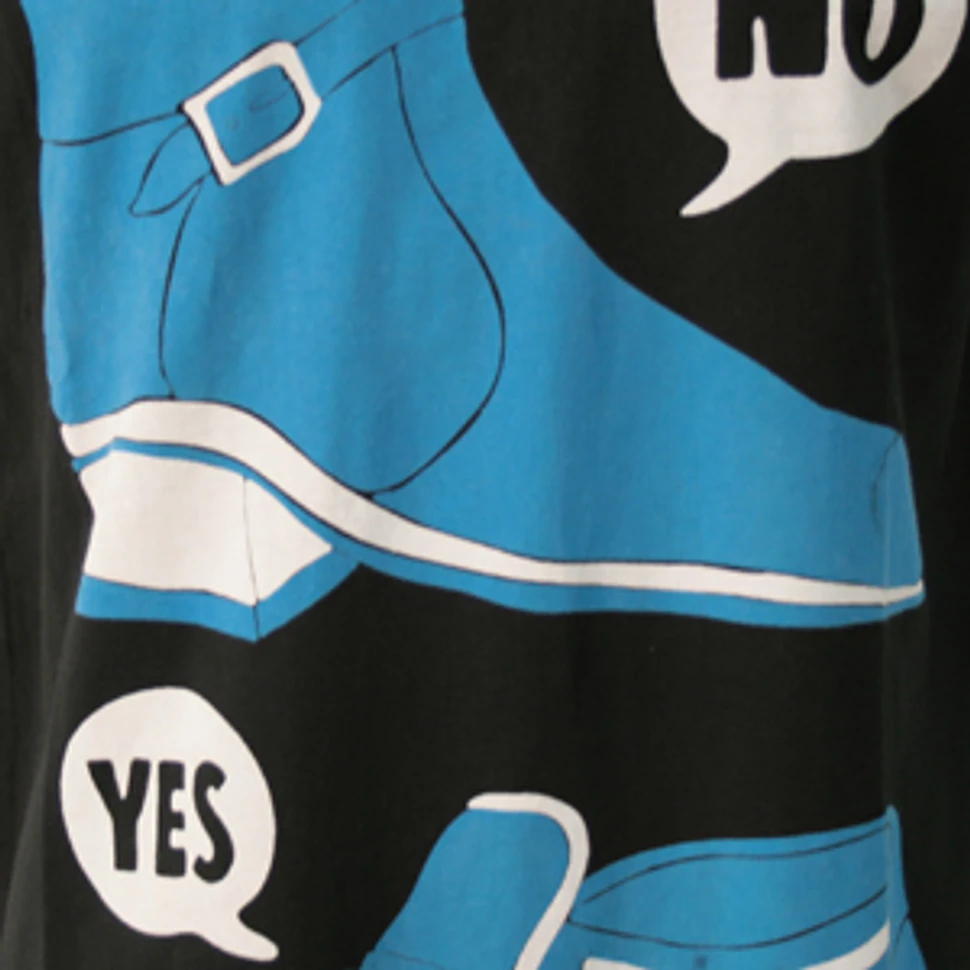 Rockwell - Yes / no T-Shirt