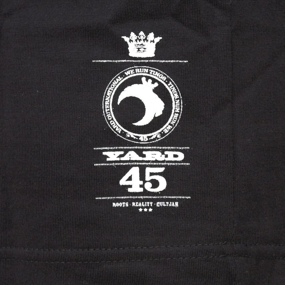 Yard - Lion stamp T-Shirt