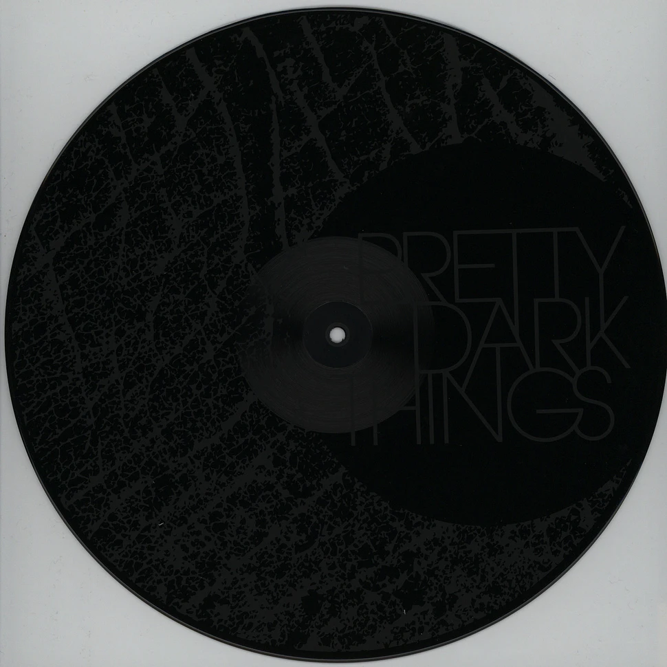 Cyne - Pretty Dark Things