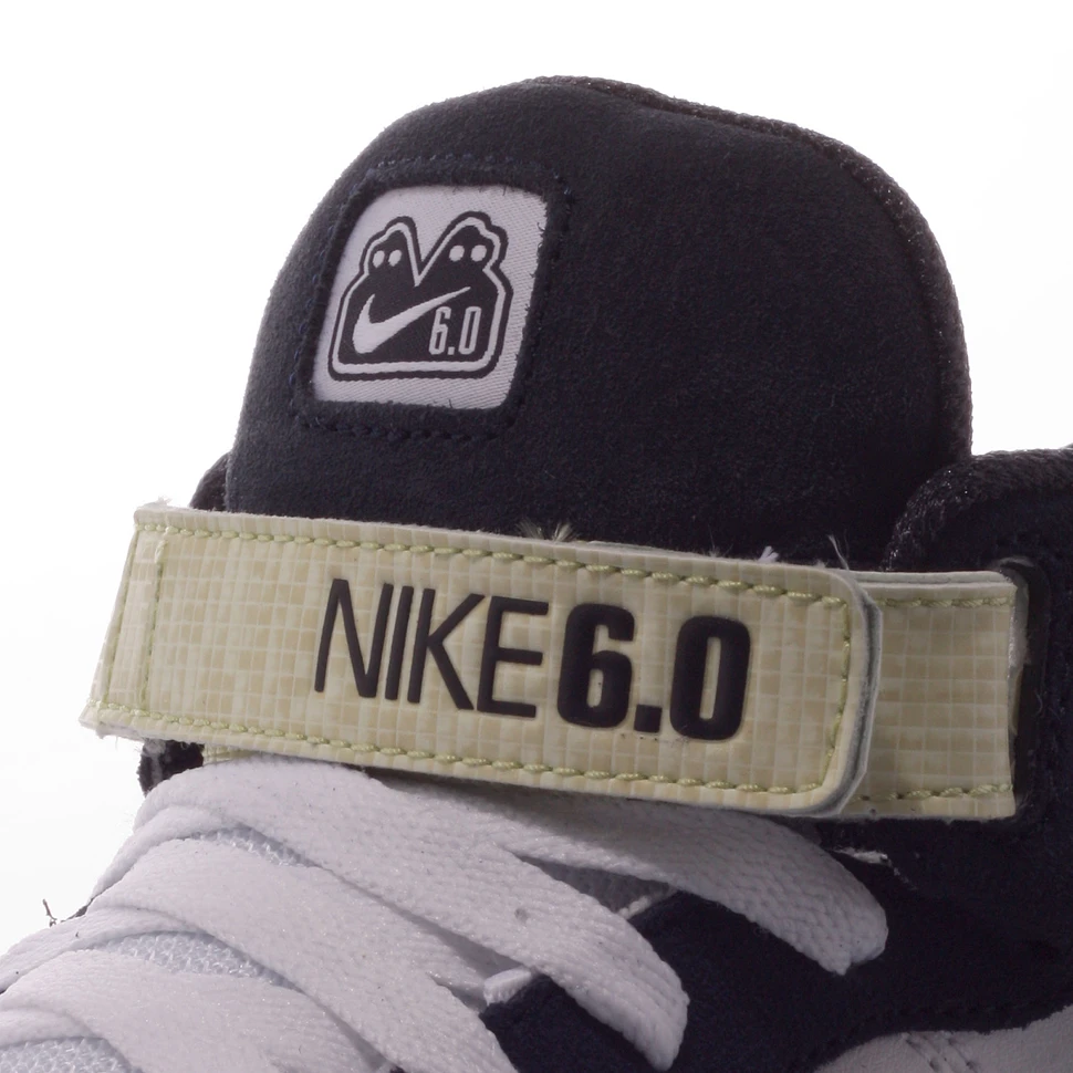 Nike 6.0 - Air mogan mid premium skate shoes