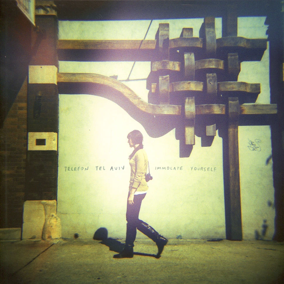 Telefon Tel Aviv - Immolate yourself