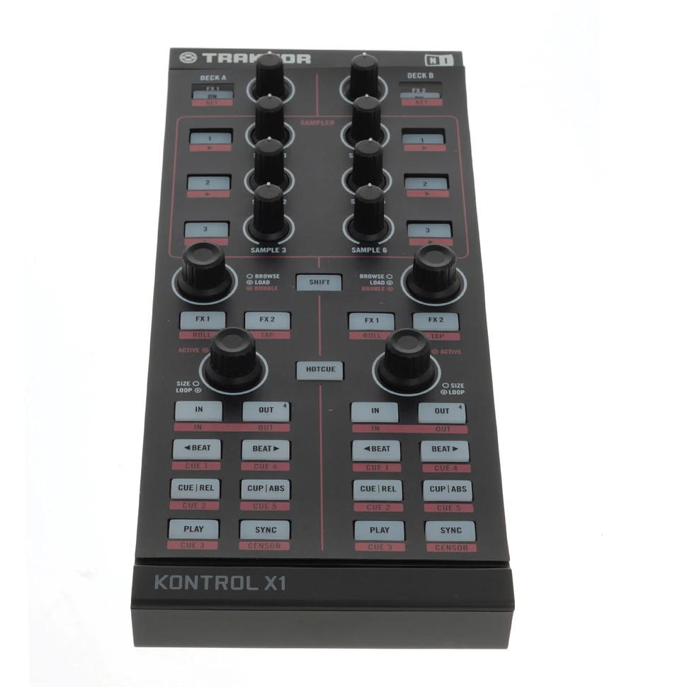 Native Instruments - Traktor Kontrol X1