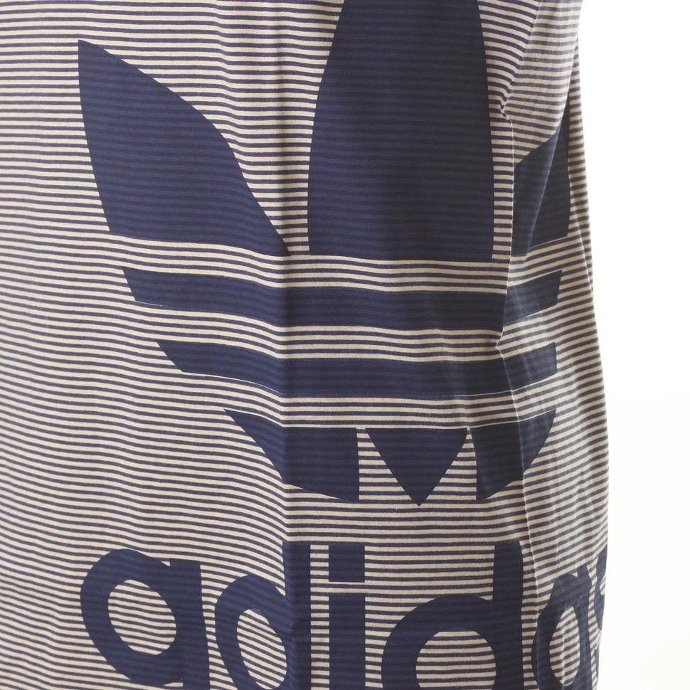 adidas - Adicolor AC Graphic T-Shirt