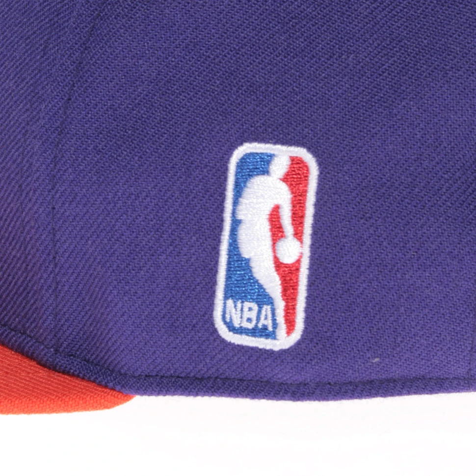 Mitchell & Ness - Phoenix Suns NBA Logo 2 Tone Snapback Cap