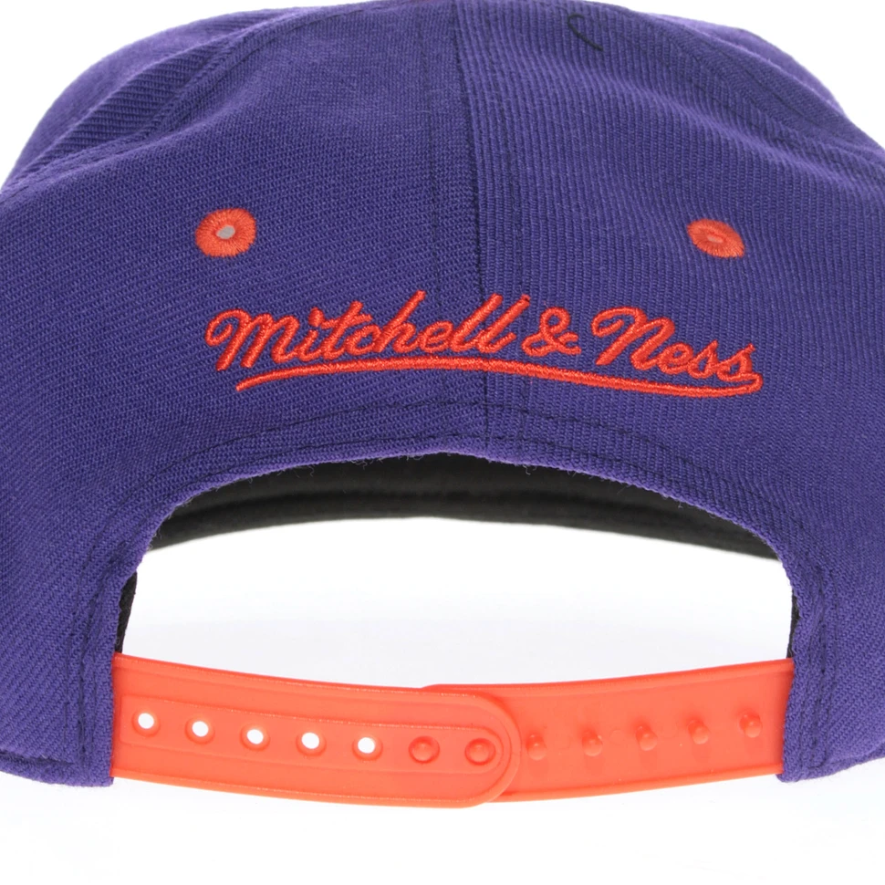 Mitchell & Ness - Phoenix Suns NBA Logo 2 Tone Snapback Cap