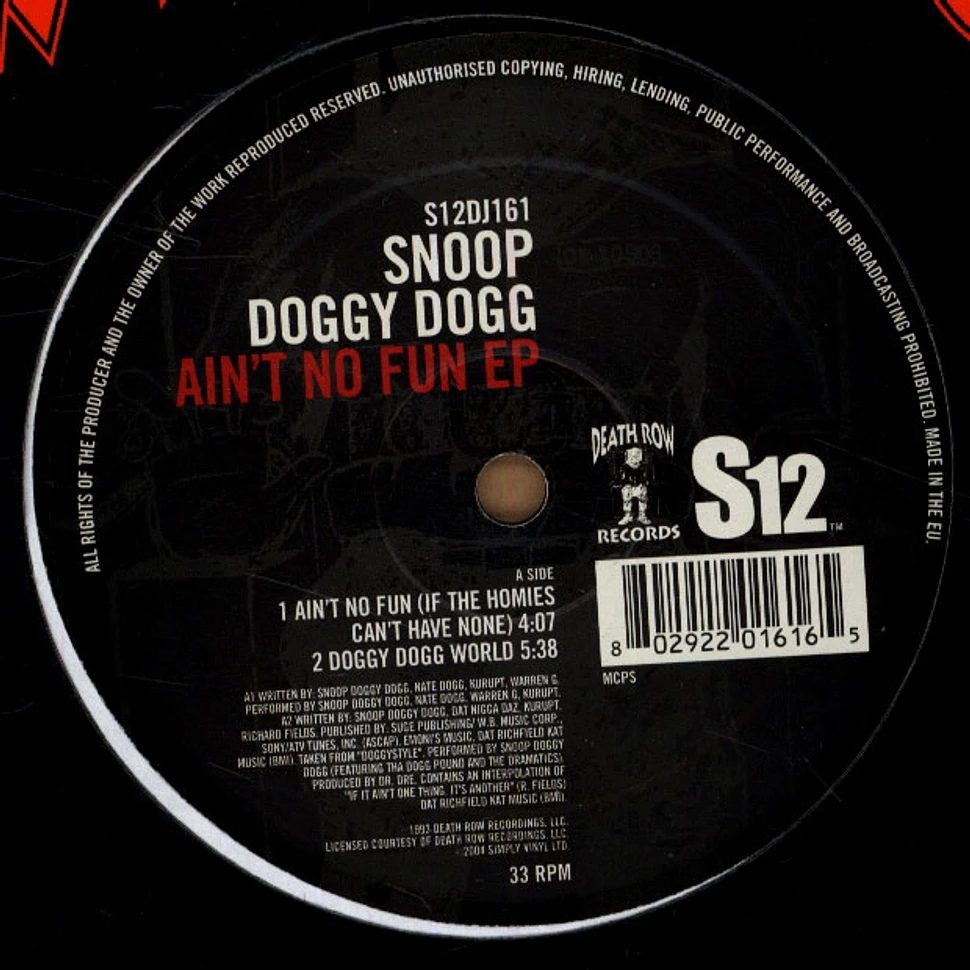 Snoop Dogg - Ain't no fun EP