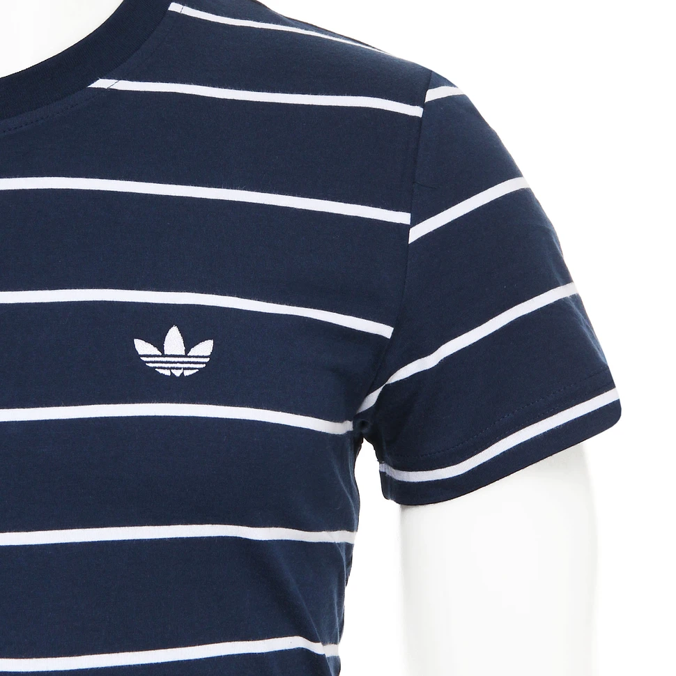 adidas - Crew T-Shirt