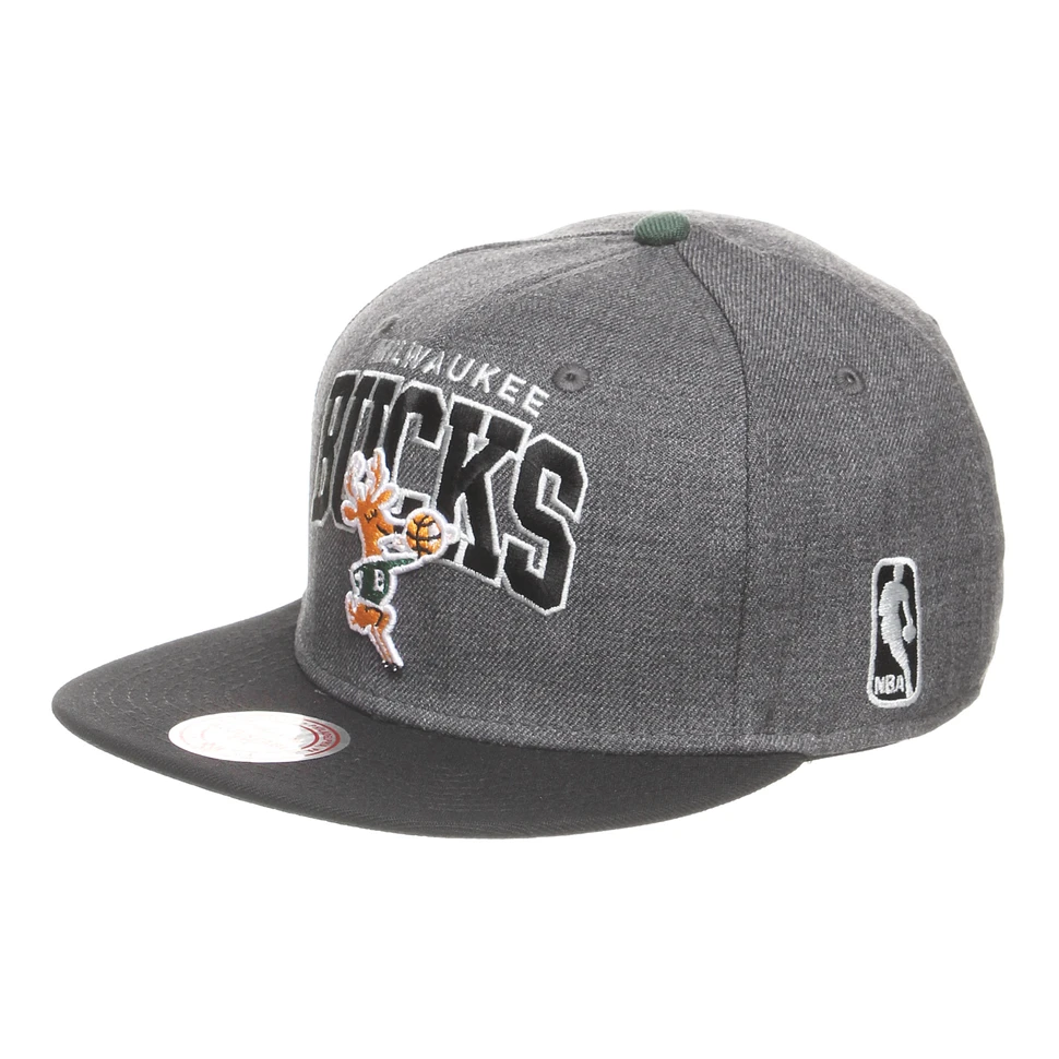 Mitchell & Ness - Milwaukee Bucks NBA Arch W/Logo G2 Snapback Cap