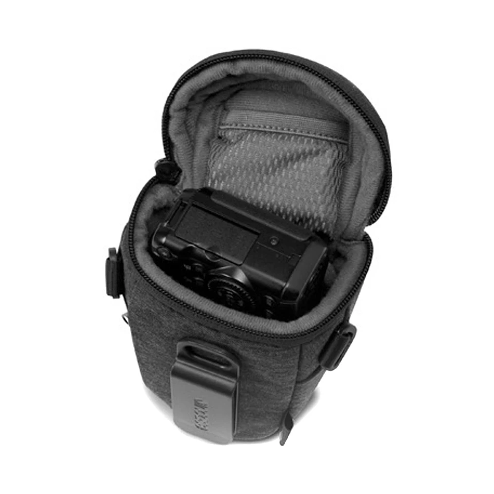 Incase - Point and Shoot Case