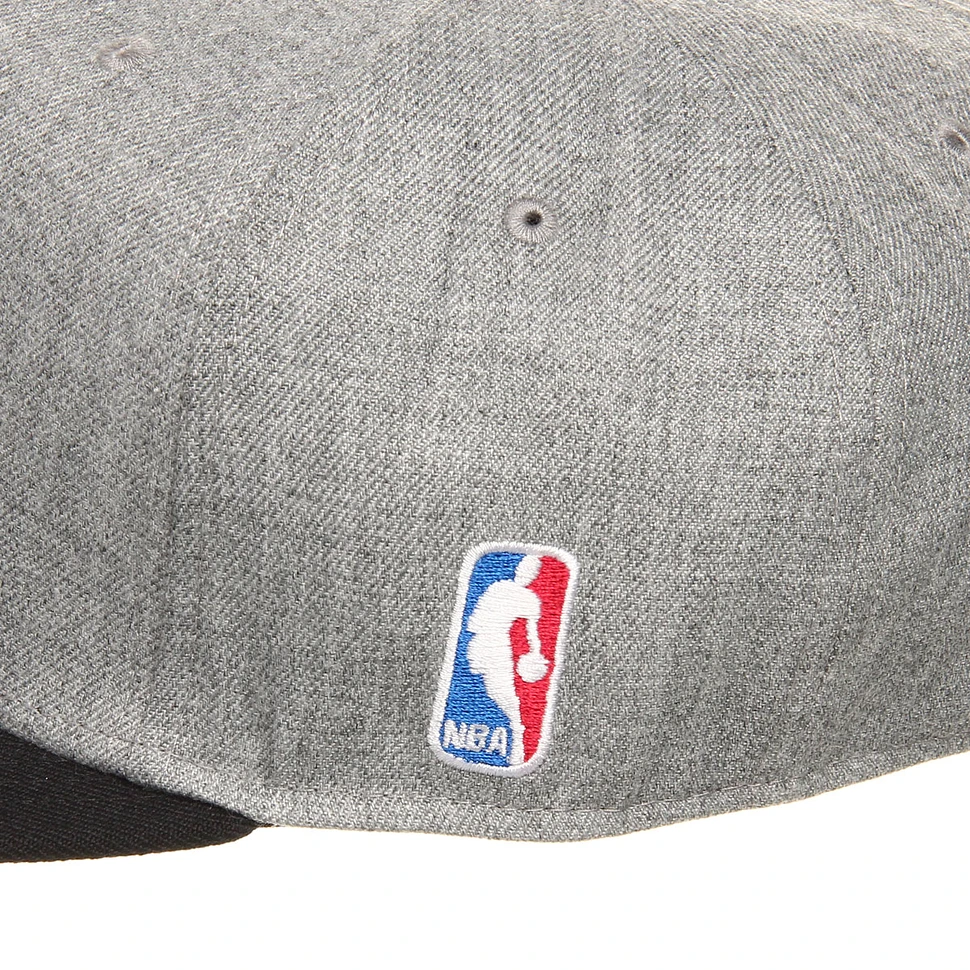 Mitchell & Ness - Brooklyn Nets NBA Team Pop Snapback Cap