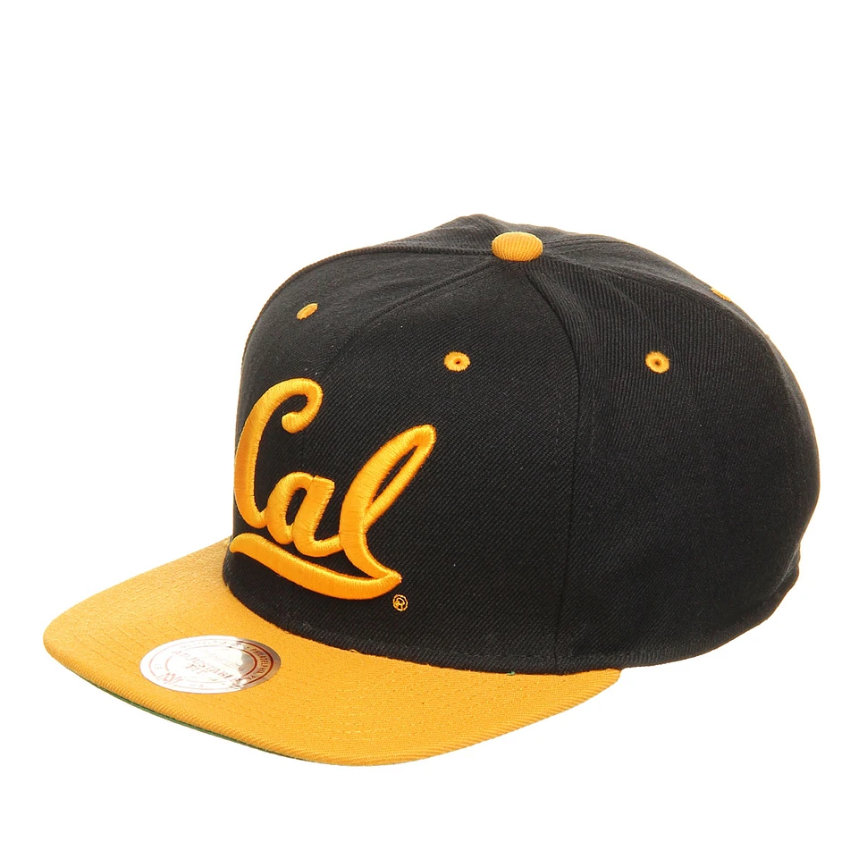 Mitchell & Ness - California Golden Bears NCAA Black 2 Tone Snapback Cap