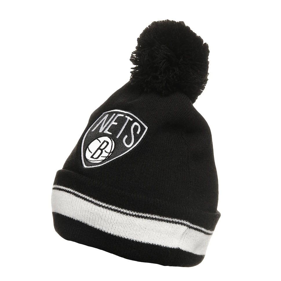 Mitchell & Ness - Brooklyn Nets NBA Jersey Striped Cuff Knit Beanie