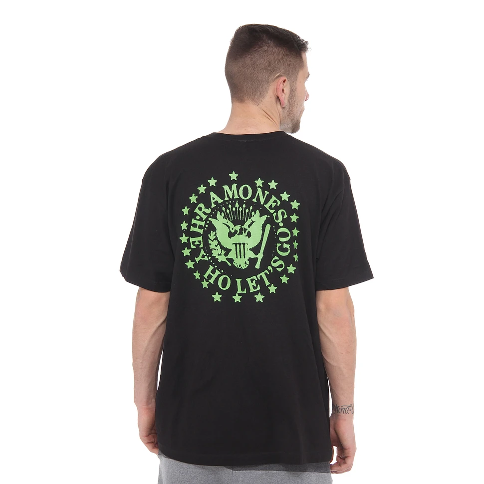 Ramones - Hey Ho 30/1 T-Shirt