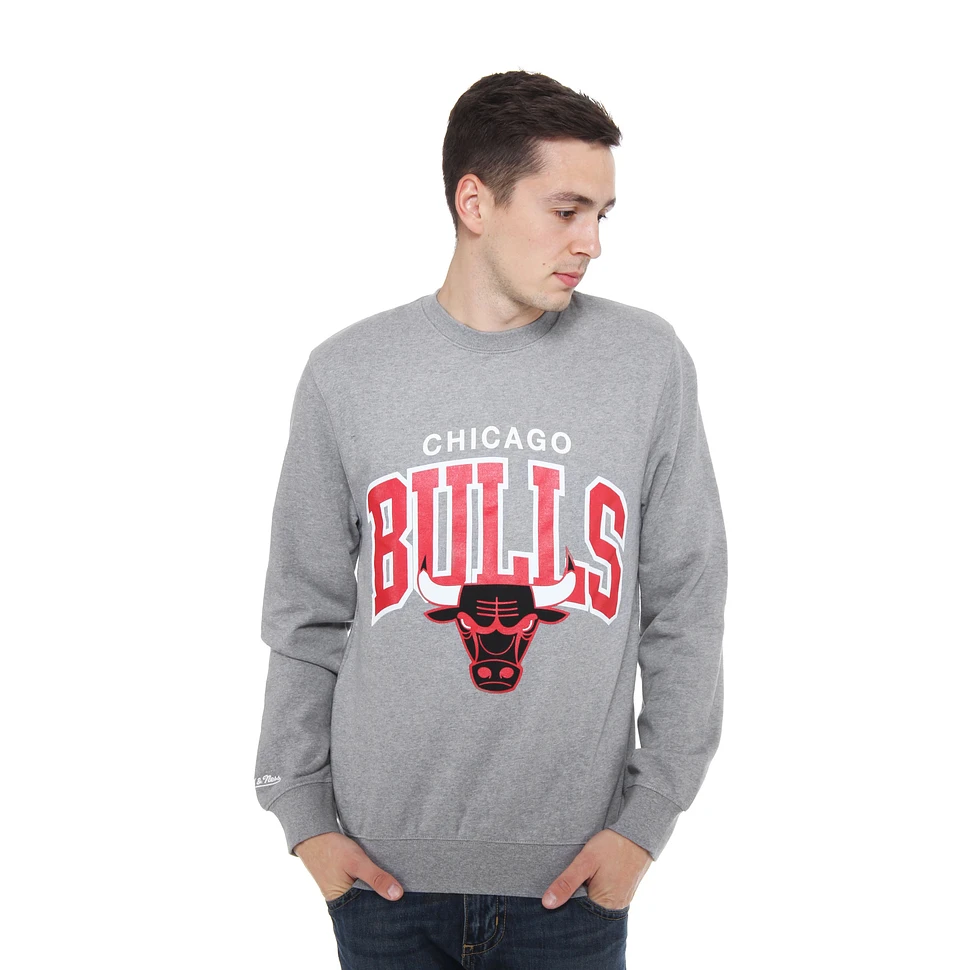 Mitchell & Ness - Chicago Bulls NBA Team Arch Crew Sweater