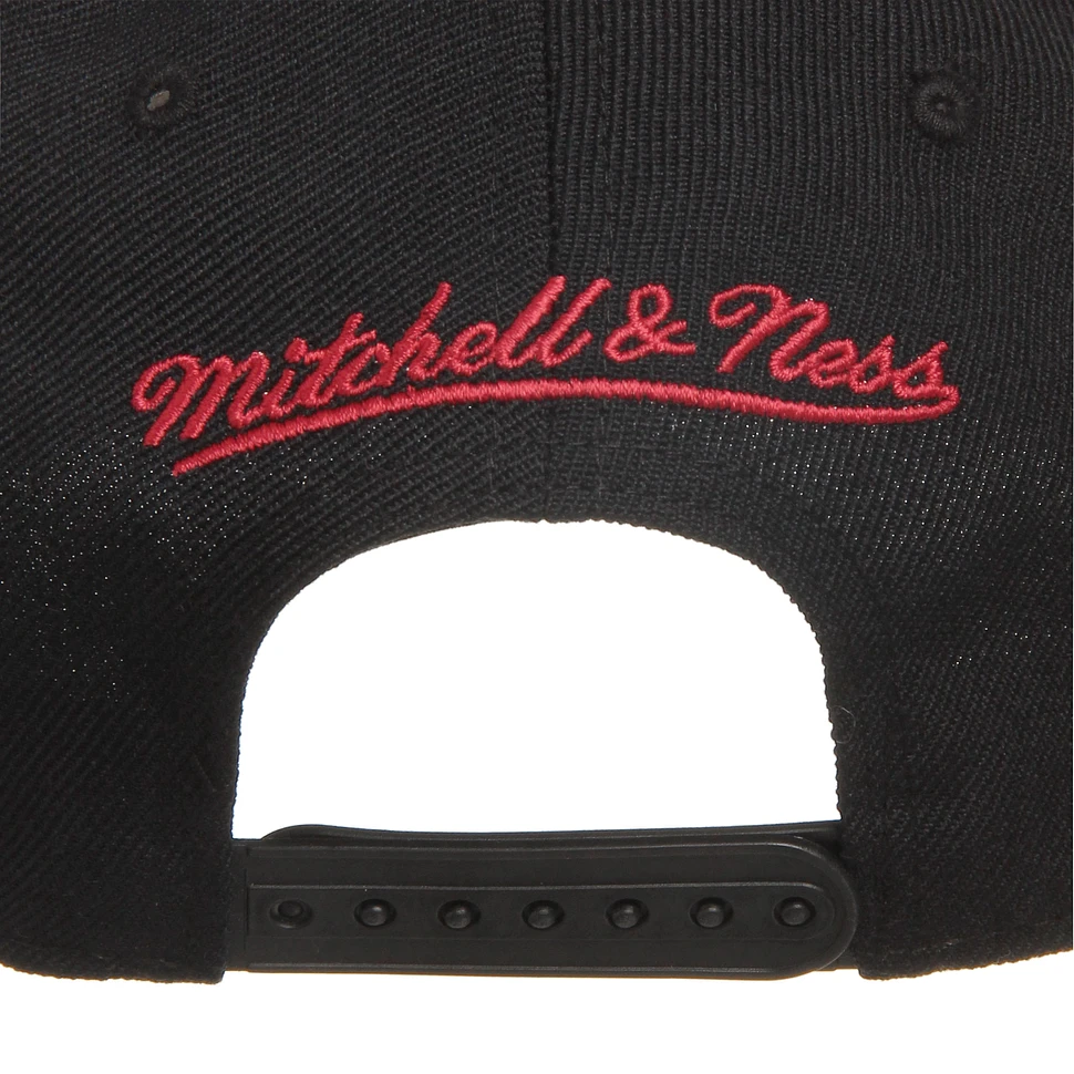Mitchell & Ness - Portland Trailblazers NBA Wool Solid 2 Snapback Cap