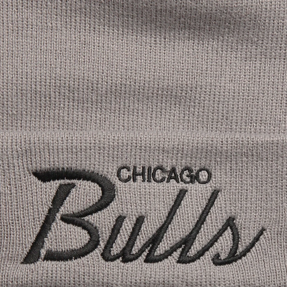 Mitchell & Ness - Chicago Bulls NBA Cuffed Knit Beanie