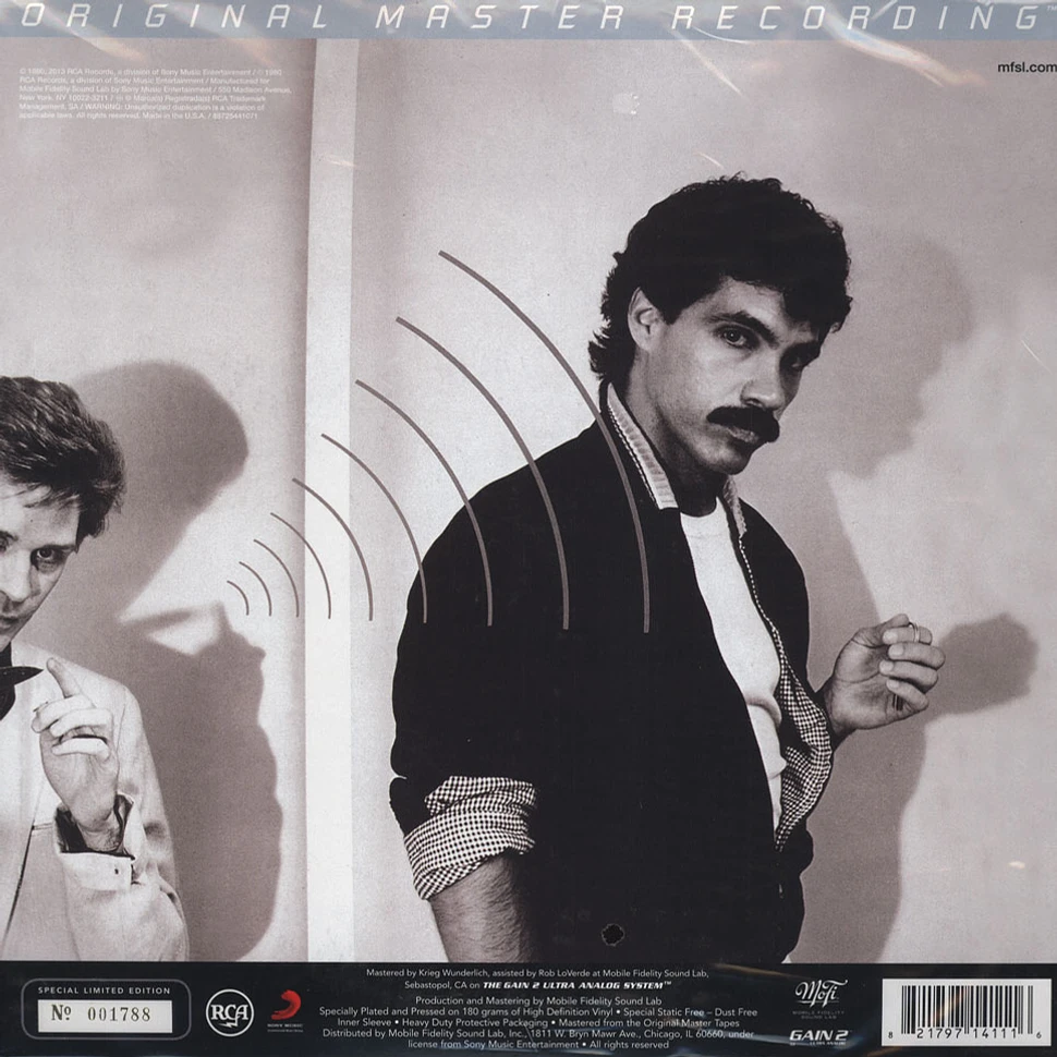 Daryl Hall & John Oates - Voices