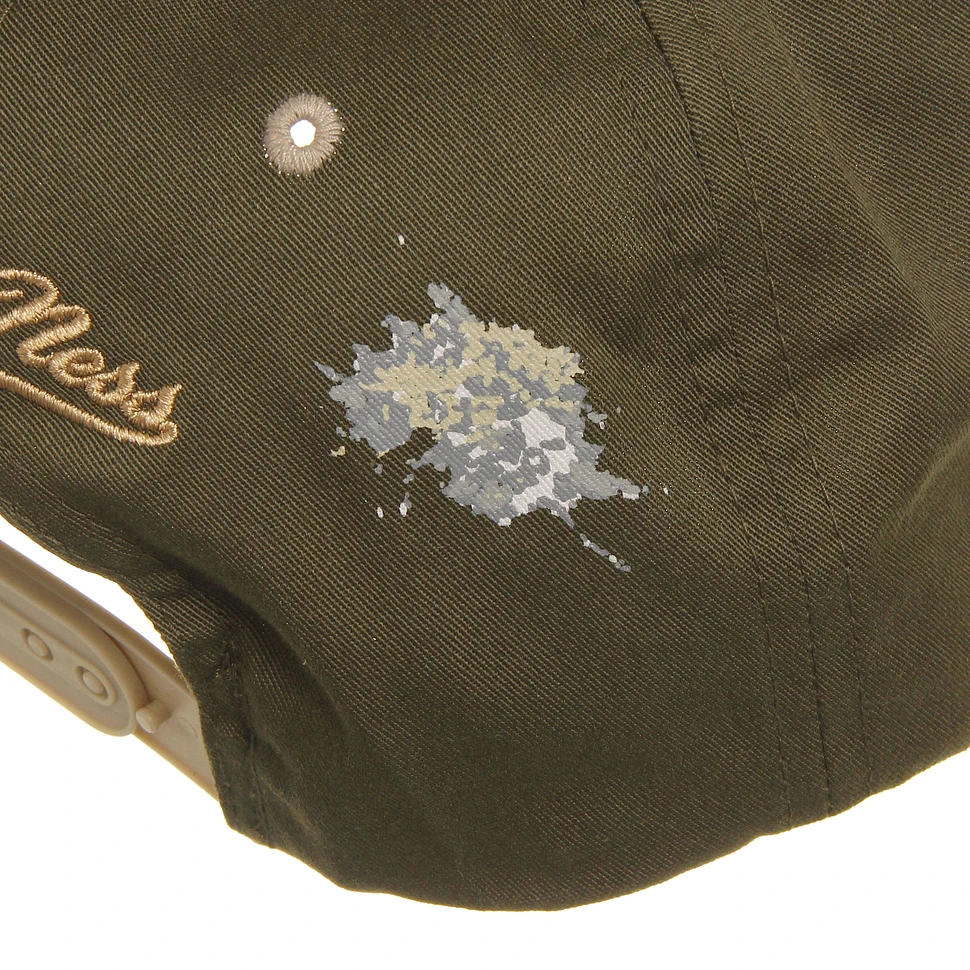 Staple - M&N 2 Tone Pigeon Snapback Cap