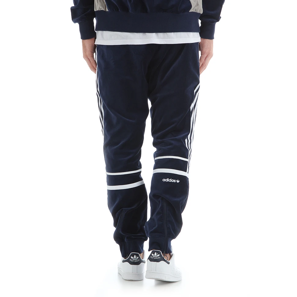 adidas - CLR84 Trackpants