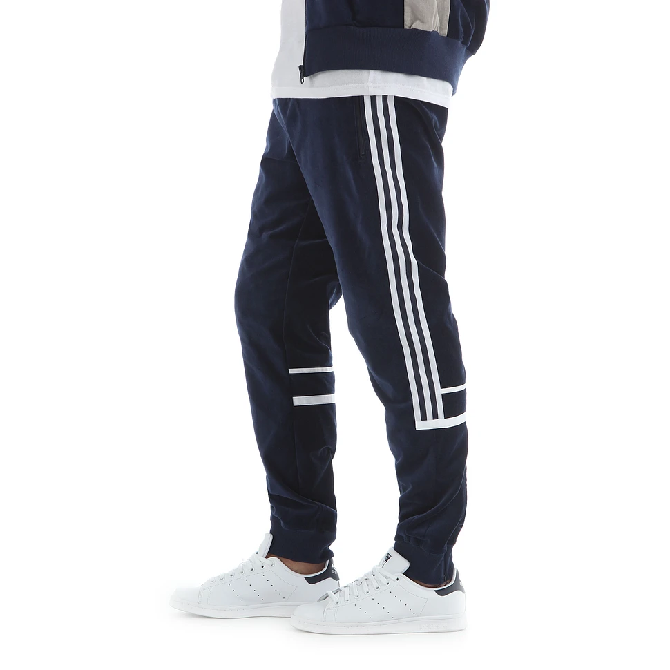 adidas - CLR84 Trackpants