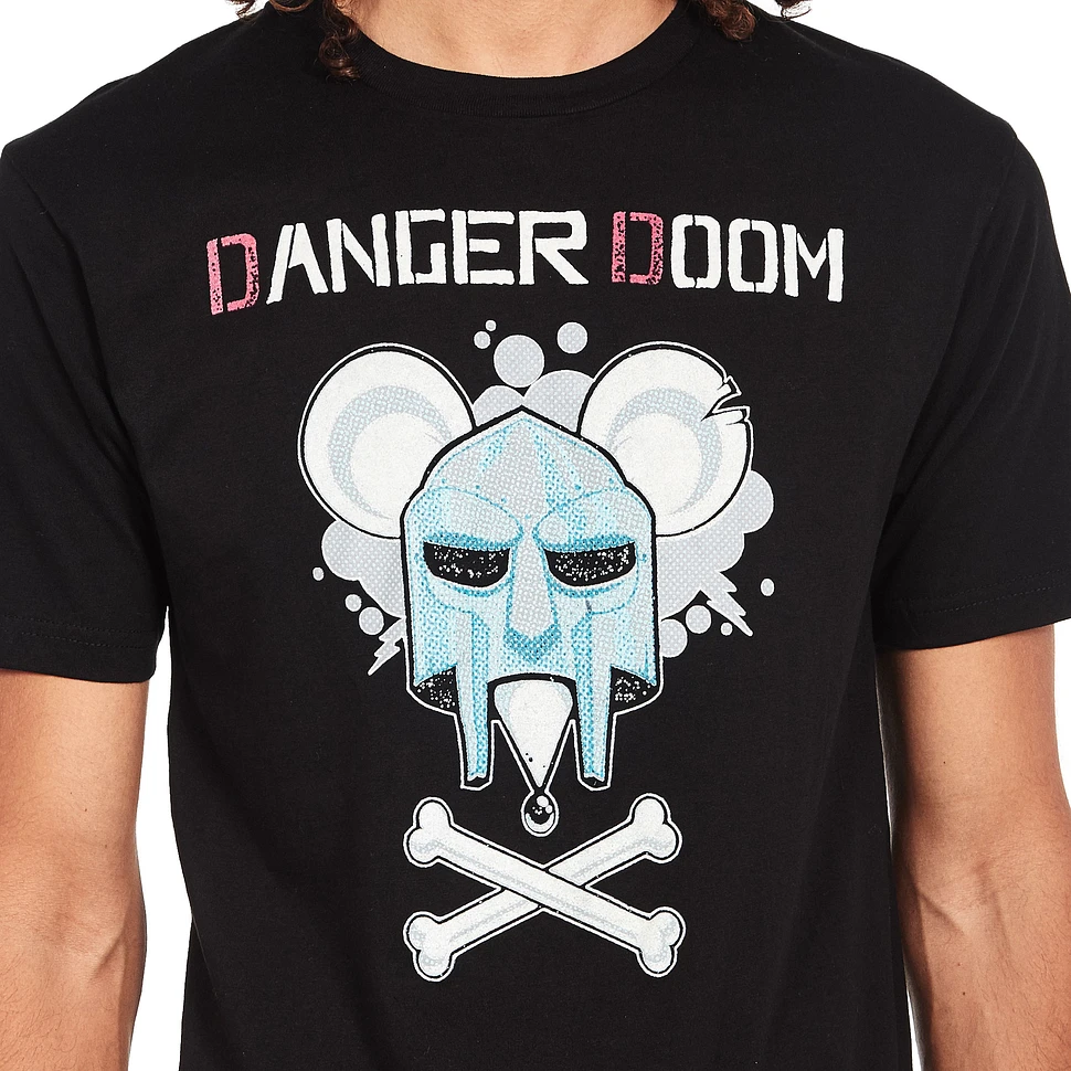 Dangerdoom (Danger Mouse & MF DOOM) - The Mouse & The Mask T-Shirt
