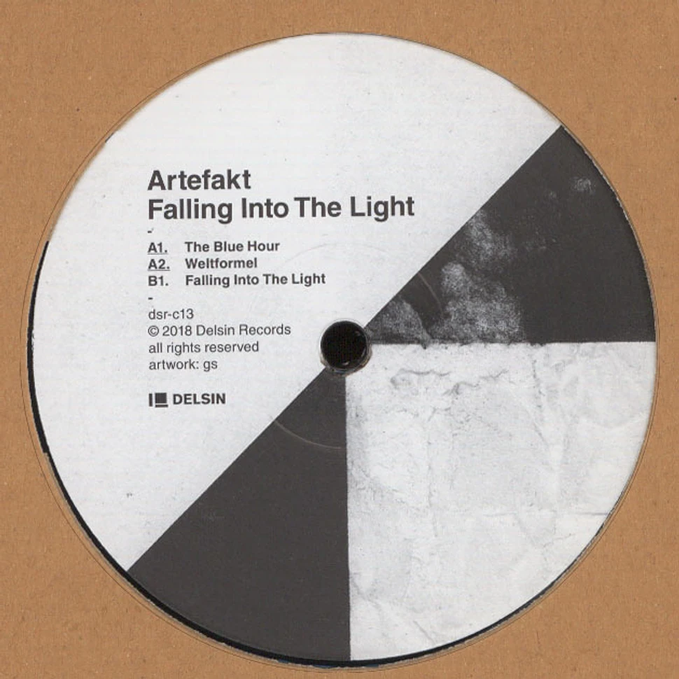 Artefakt - Falling Into The Light