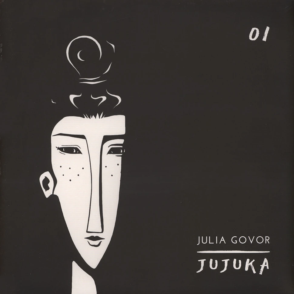 Julia Govor - 001