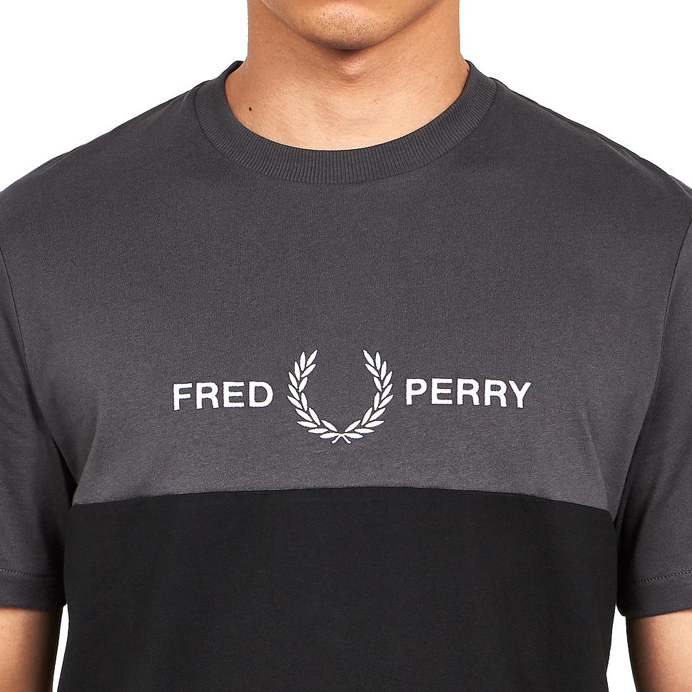 Fred Perry - Block Graphic T-Shirt