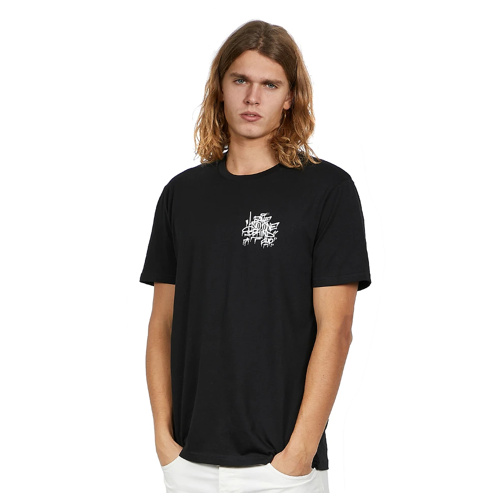 ASPHALT ATHLETICS x 1UP - Soli Tee