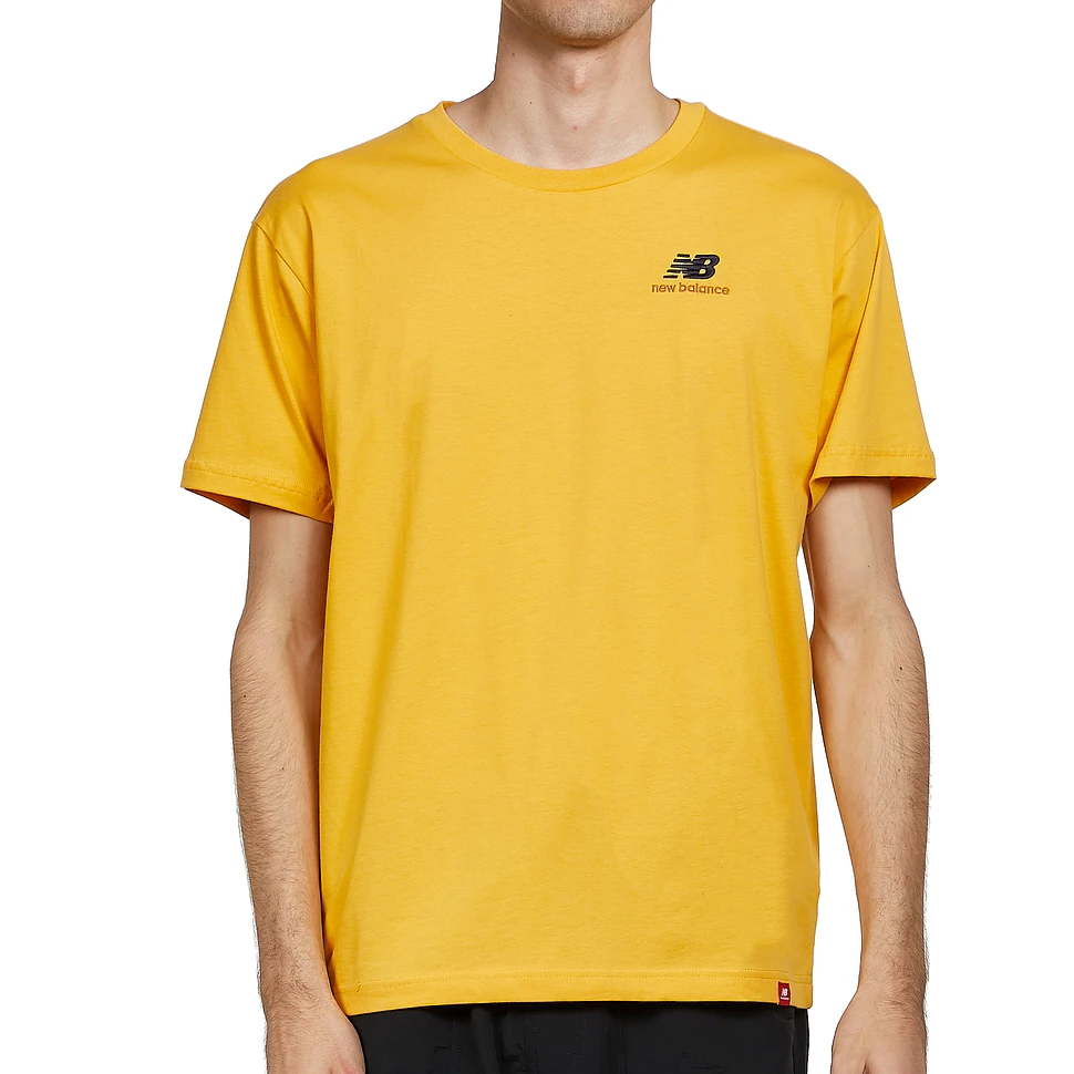 New Balance - Essentials Embroidered Tee