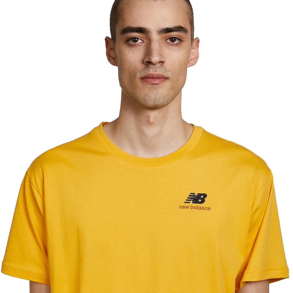 New Balance - Essentials Embroidered Tee