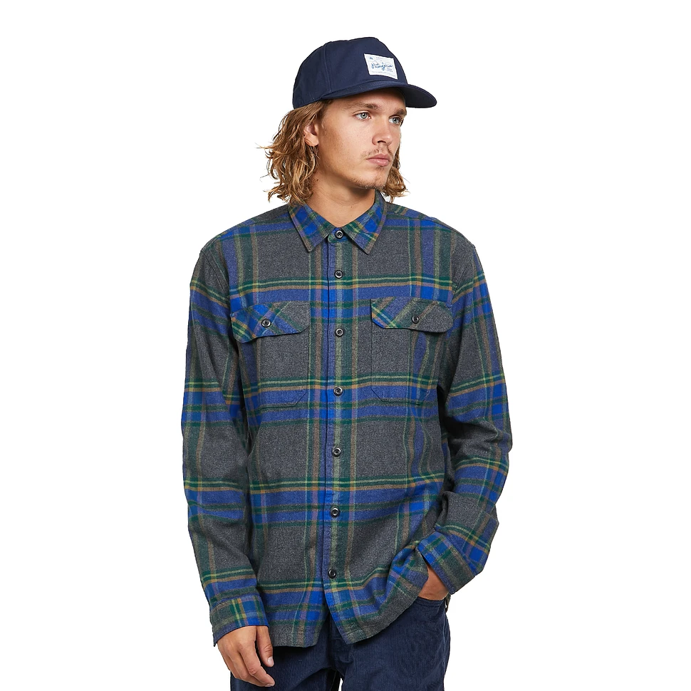 Patagonia - Long-Sleeved Organic Cotton MW Fjord Flannel Shirt