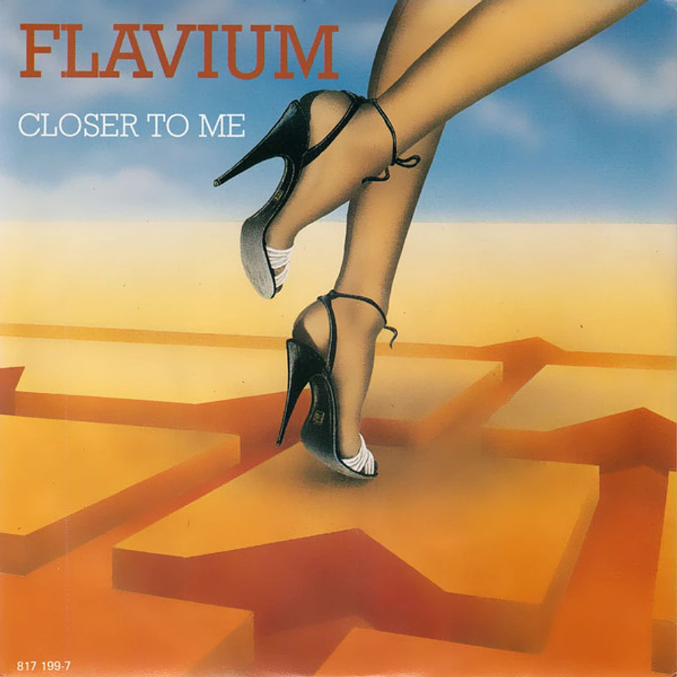 Flavium - Closer To Me