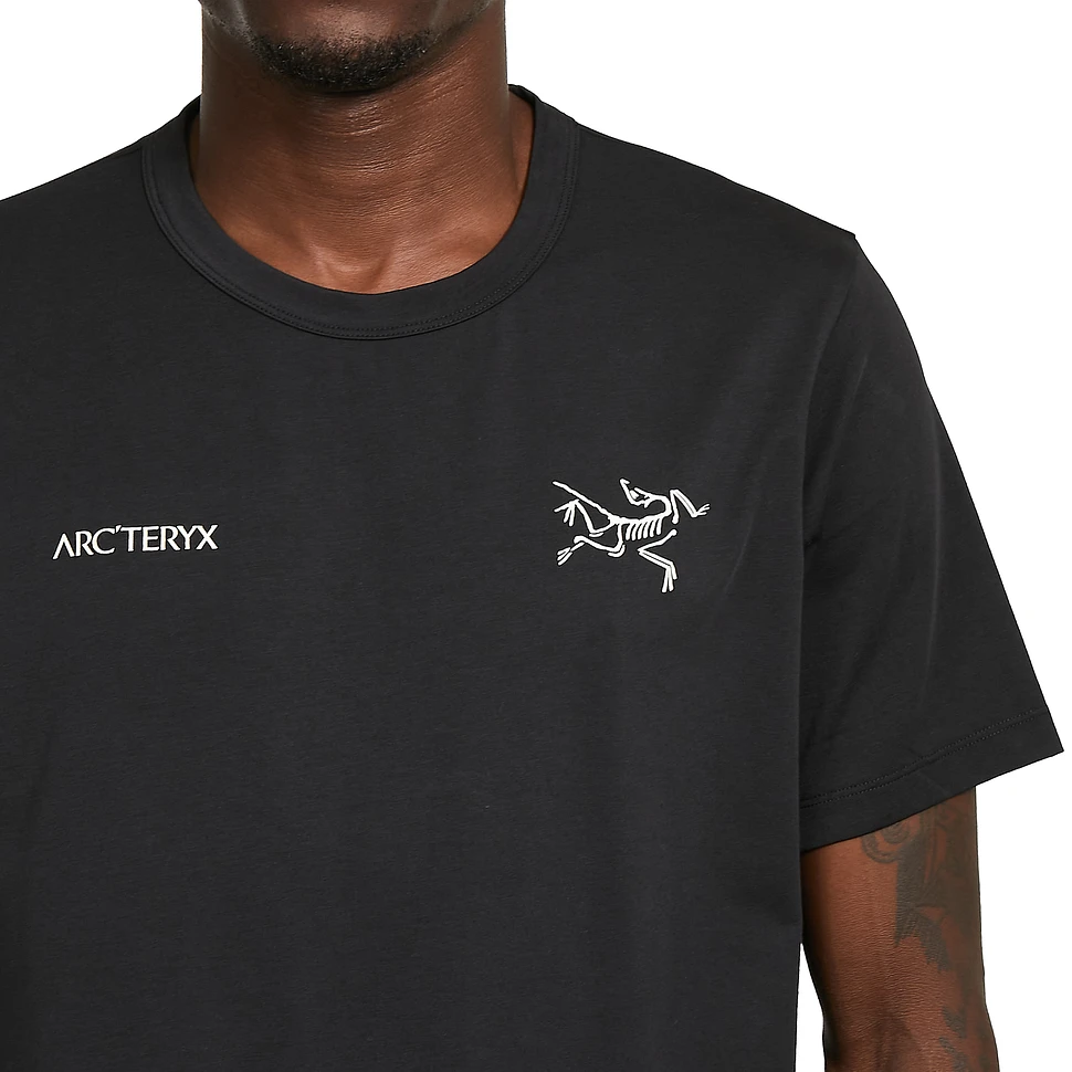 Arc'teryx - Captive Split SS T-Shirt (Black) | HHV