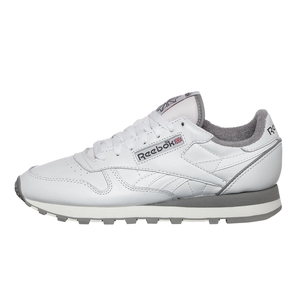 Reebok - (Footwear White / Mgh Solid Grey) | HHV