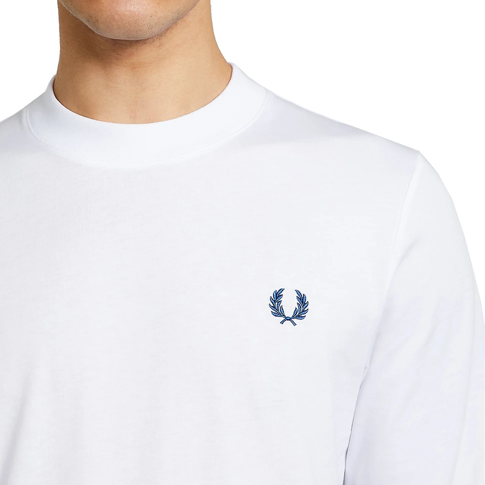 Fred Perry - Graphic Soundwaves Long Sleeve