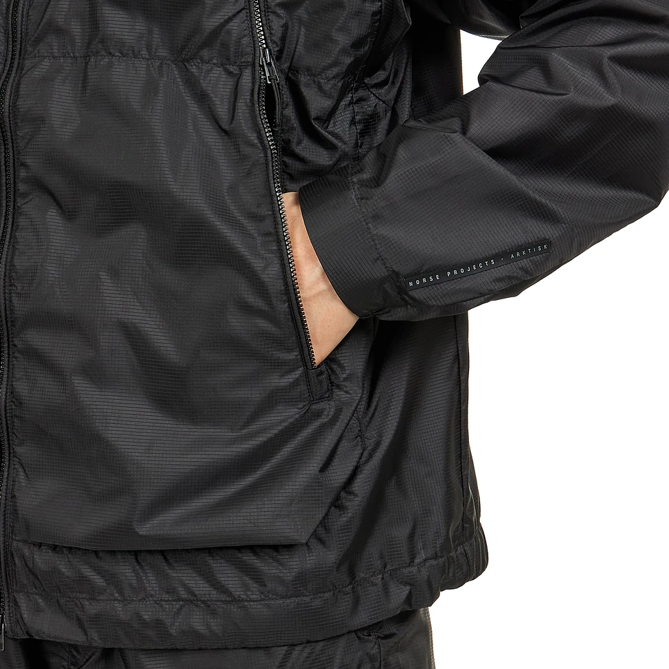 Norse Projects ARKTISK - Pasmo Hooded Windbreaker Jacket (Black) | HHV