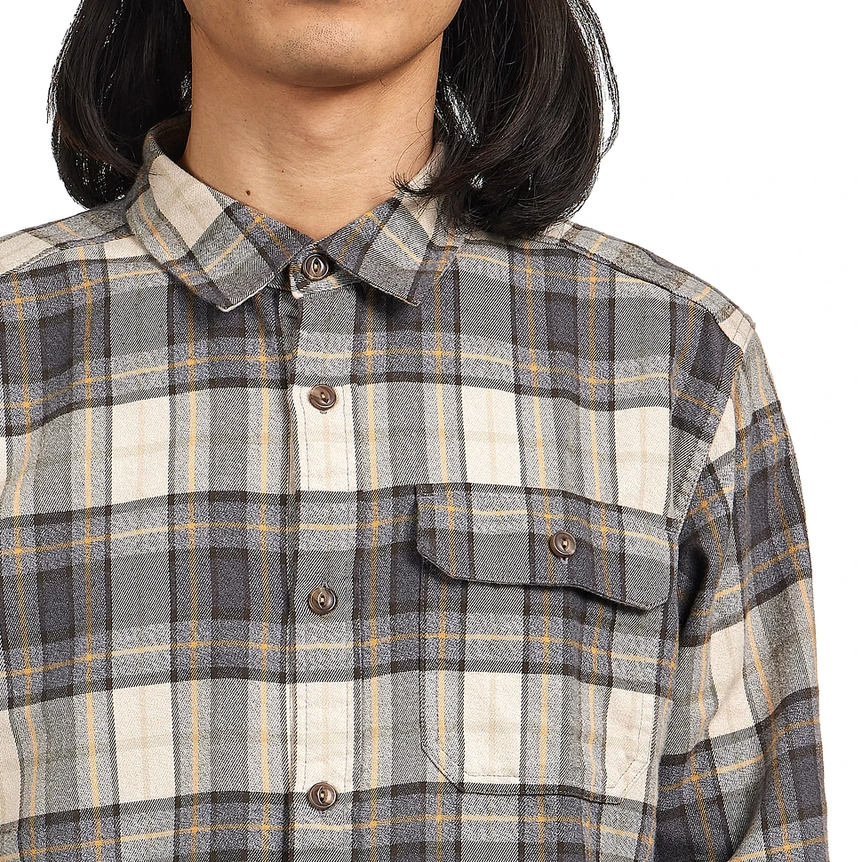 Patagonia - Long-Sleeved Lightweight Fjord Flannel Shirt