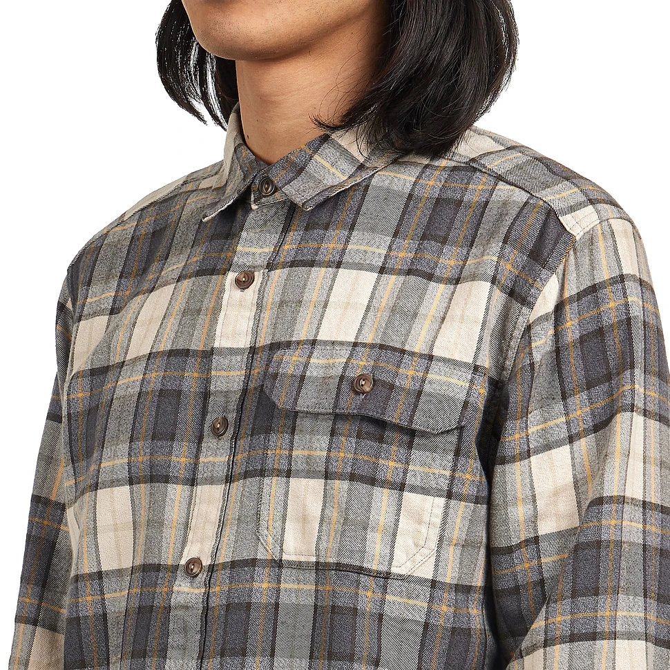 Patagonia - Long-Sleeved Lightweight Fjord Flannel Shirt